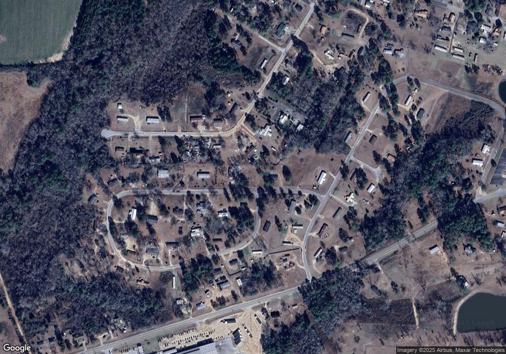 86 Live Oak Cir, Broxton, GA 31519 - photo 1