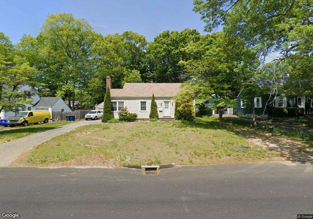 2926 Old Town Rd, Bridgeport, CT 06606 - photo 1