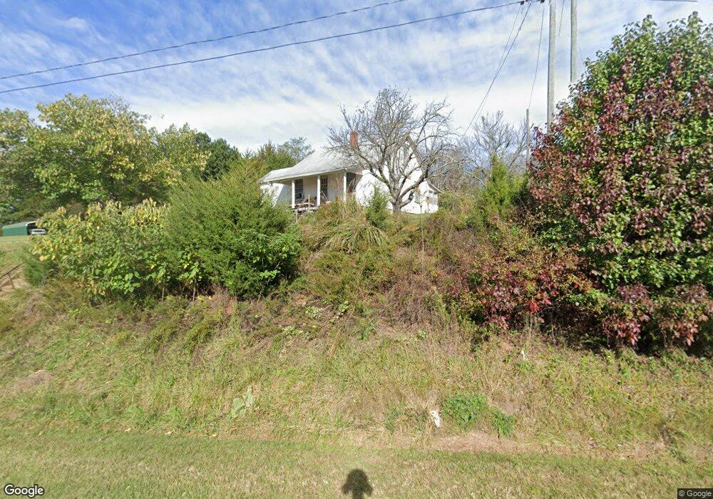 2241 Chatham Rd, Martinsville, VA 24112 - photo 1