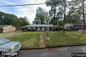 5611 Woodside Dr N, Mobile, AL 36608