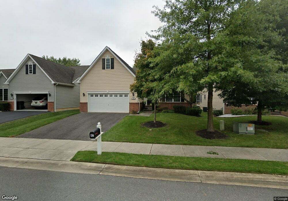 47 Devalinder Dr, Newark, DE 19702 - photo 1