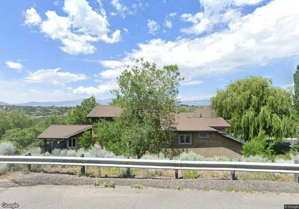 10371 Grayrock Ct, Sandy, UT 84092 - photo 1