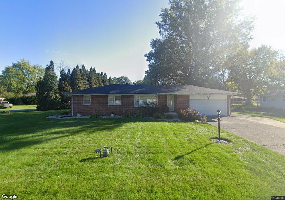 1739 Lilac Ln, Lima, OH 45806 - photo 1