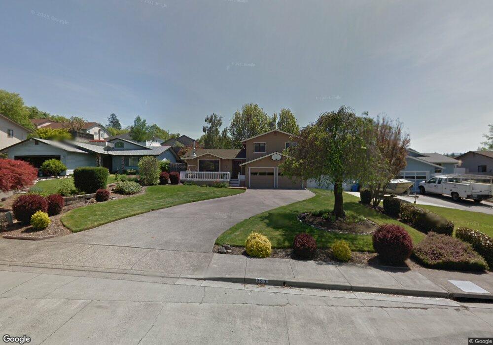 253 Southridge Way, Grants Pass, OR 97527 - photo 1