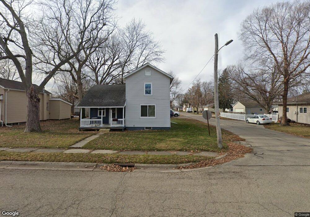 226 N 1st St, Princeton, IL 61356 - photo 1