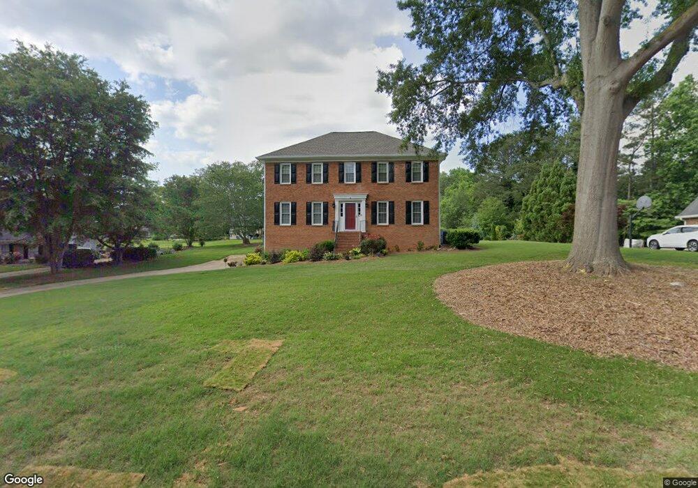 2121 Meadowind Ln NE unit 111, Marietta, GA 30062 - photo 1