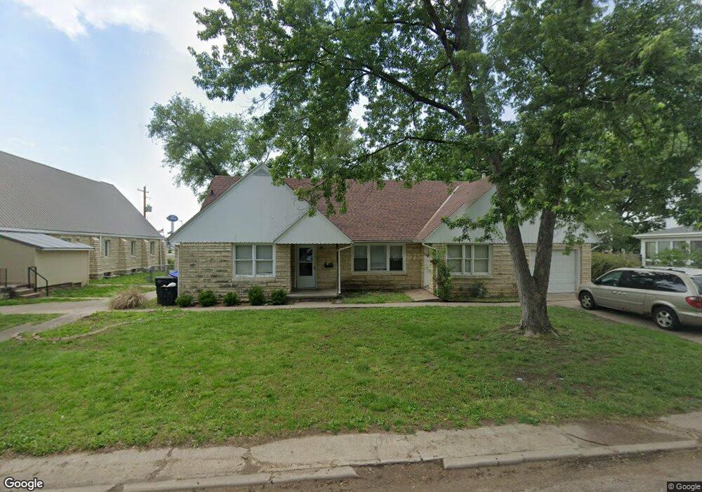 2121 SW Harrison St, Topeka, KS 66611 - photo 1