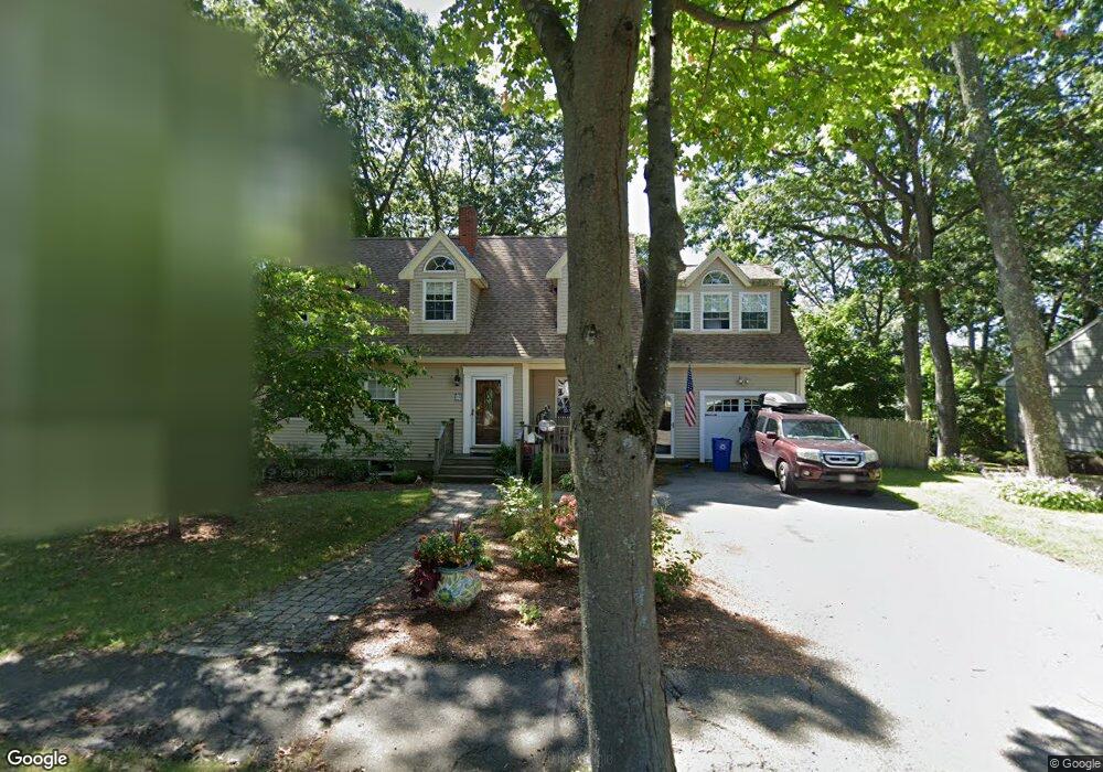 10 Pine Hill Rd, Swampscott, MA 01907 - photo 1