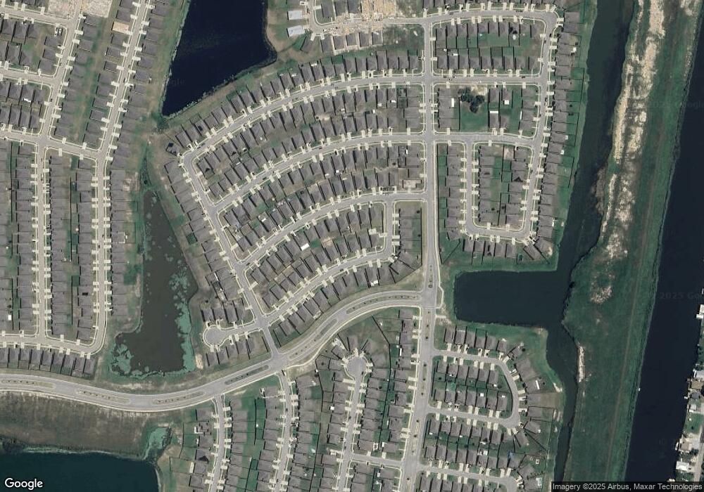 1840 E Lakeshore Landing Dr, Slidell, LA 70461 - photo 1