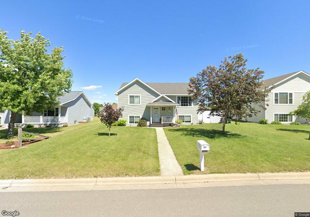 915 Derek Dr NW, Alexandria, MN 56308 - photo 1