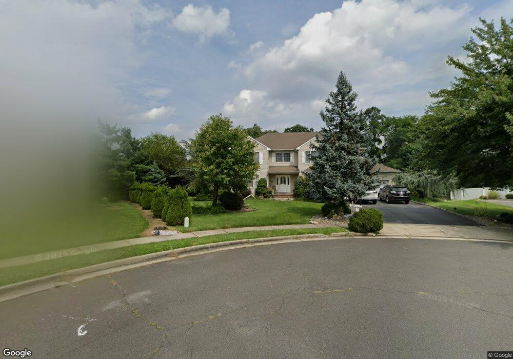 18 Allison Ct, Edison, NJ 08820 - photo 1