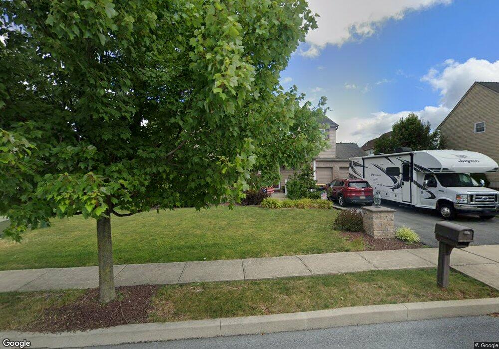 4727 Troxell Dr, Whitehall, PA 18052 - photo 1