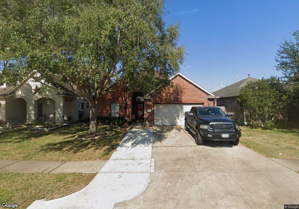 1021 Luke Dr, Alvin, TX 77511 - photo 1