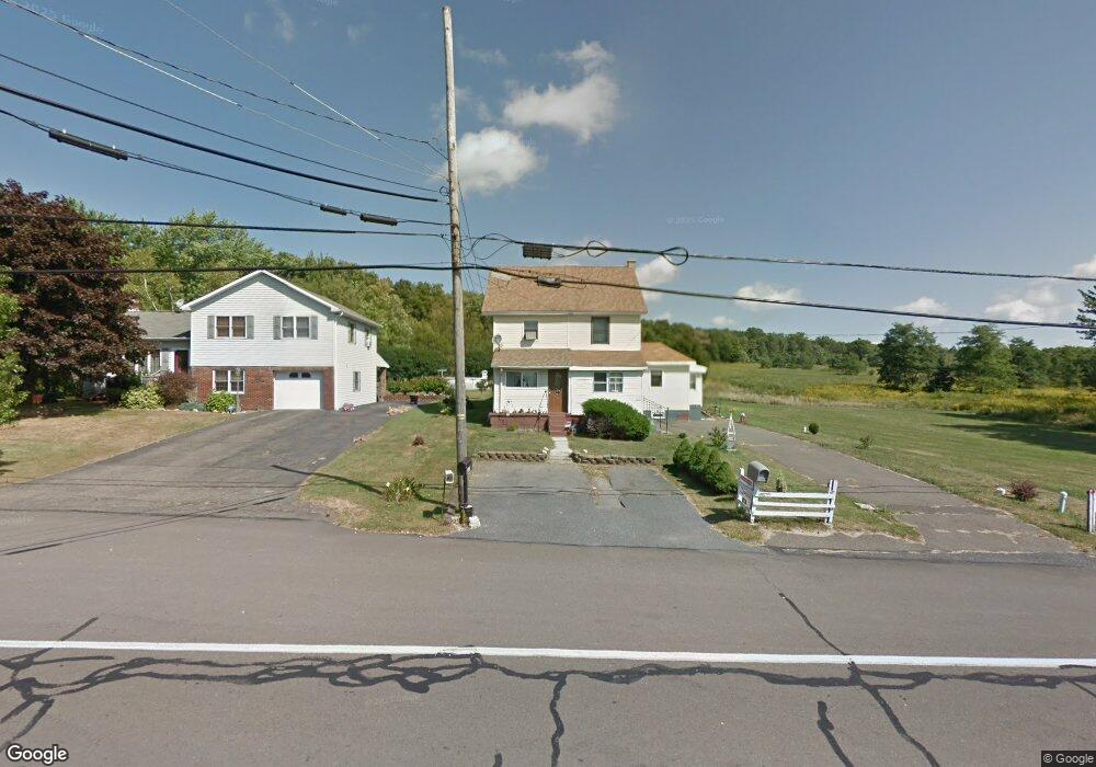 2047 E Broad St, Beaver Meadows, PA 18216 - photo 1