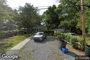124 Grove Ave, Washington Grove, MD 20880
