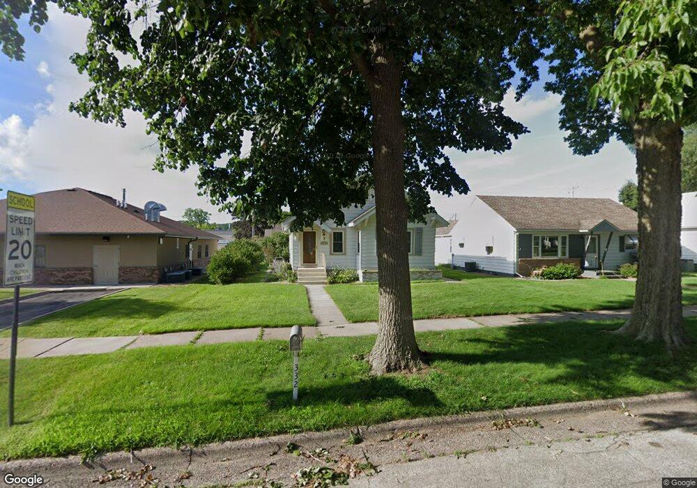 332 S 2nd St, La Crescent, MN 55947 - photo 1