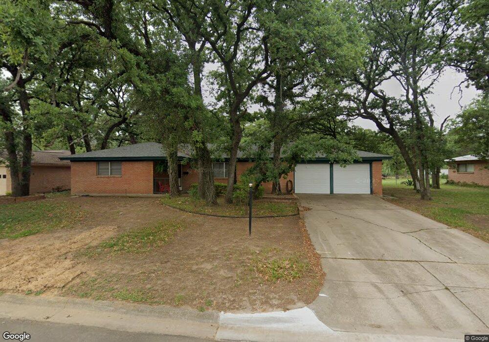 617 Post Oak Dr, Hurst, TX 76053 - photo 1