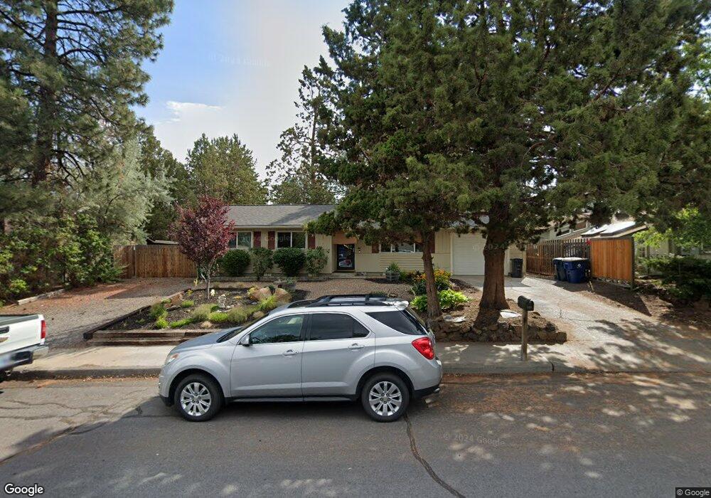 732 SE Douglas St, Bend, OR 97702 - photo 1