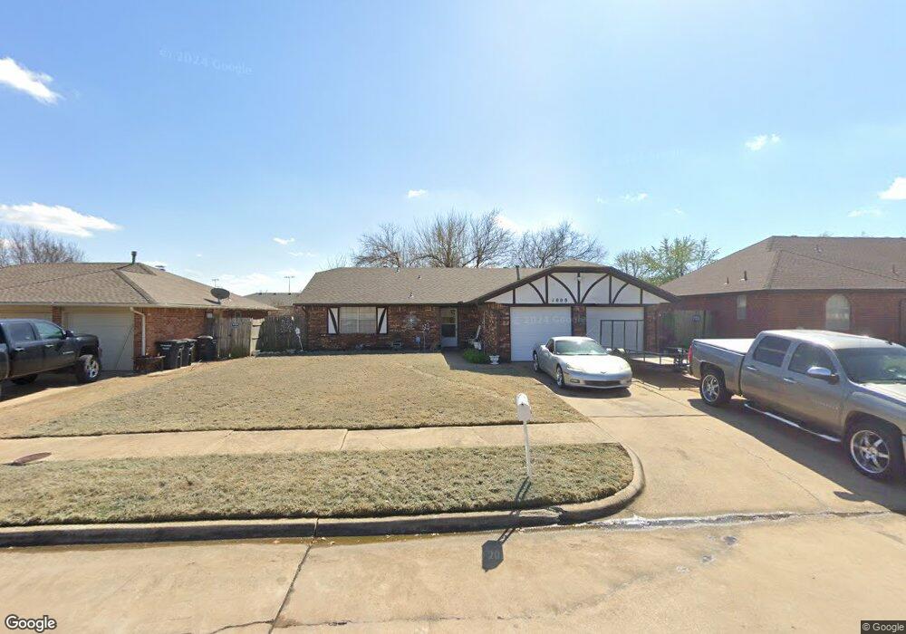 1008 NE 5th St, Moore, OK 73160 - photo 1