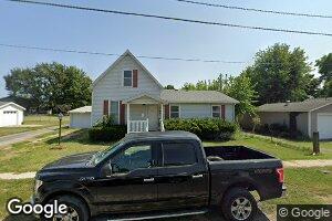520 2nd St, Carrollton, IL 62016