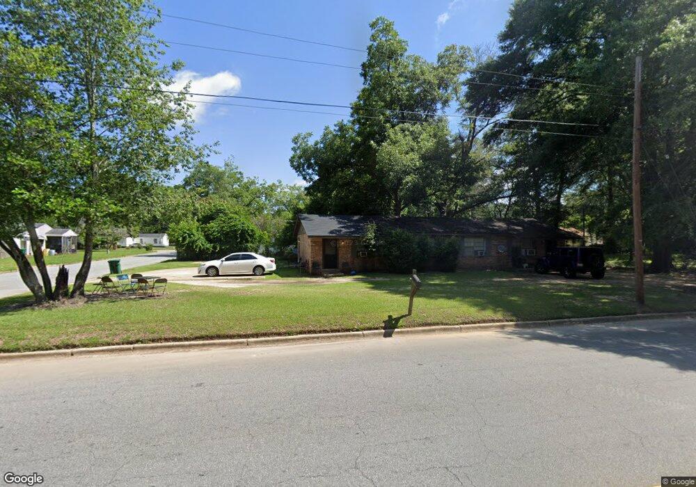 1125 W Gordon Ave, Albany, GA 31707 - photo 1