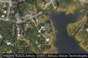 2 Cranberry Ln, South Dartmouth, MA 02748