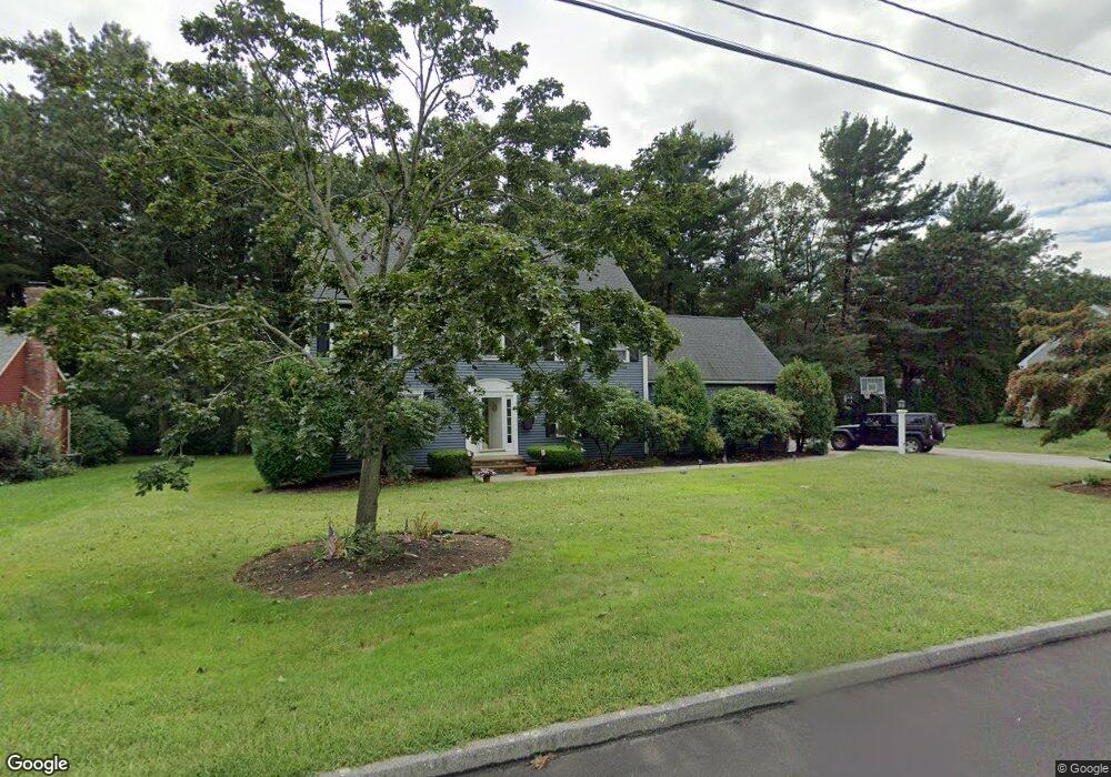 7 Cherokee Ln, Walpole, MA 02081 - photo 1