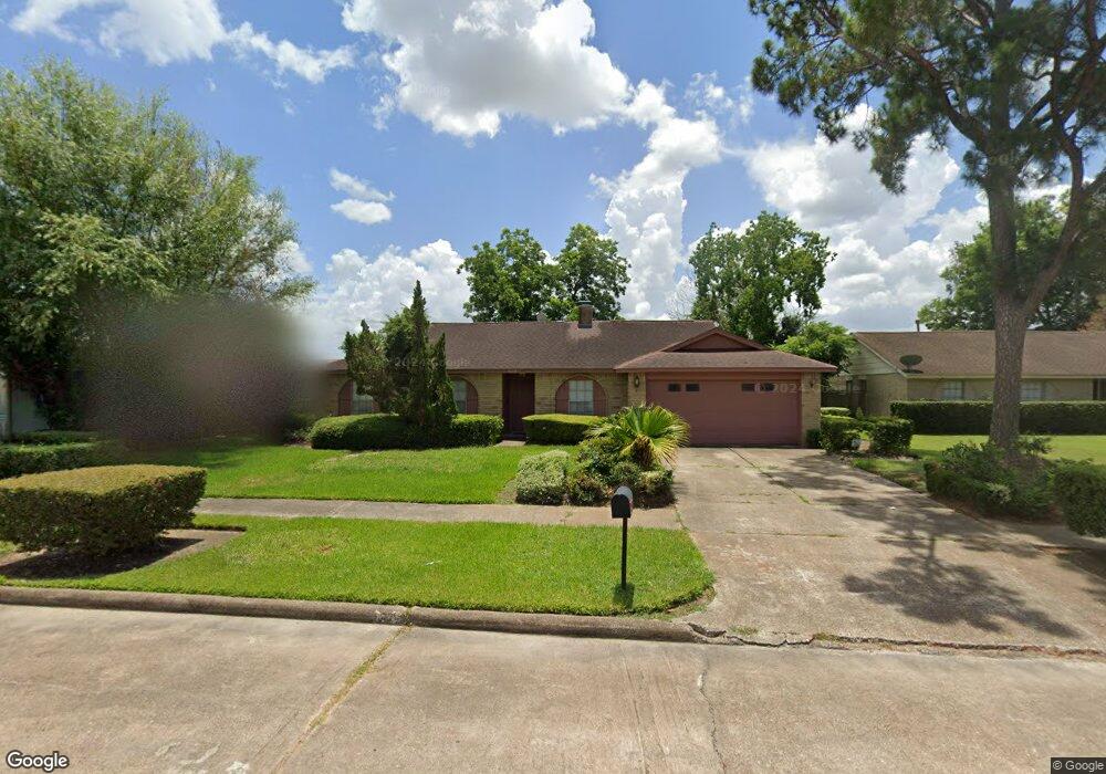 8422 Gulf Tree Ln, Houston, TX 77075 - photo 1