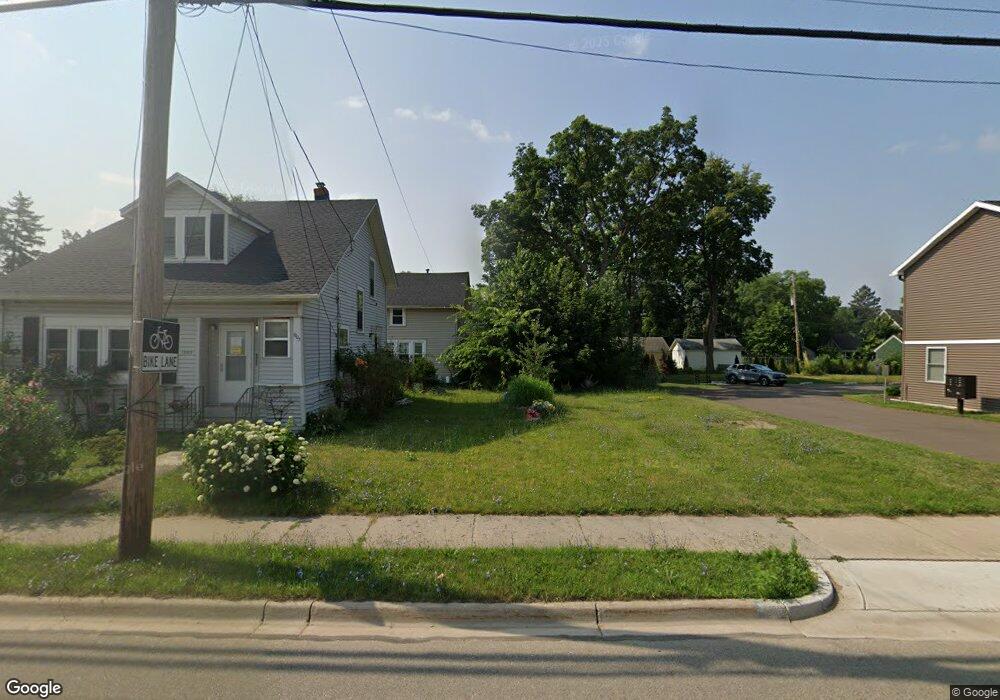 1205 W Saginaw St, Lansing, MI 48915 - photo 1