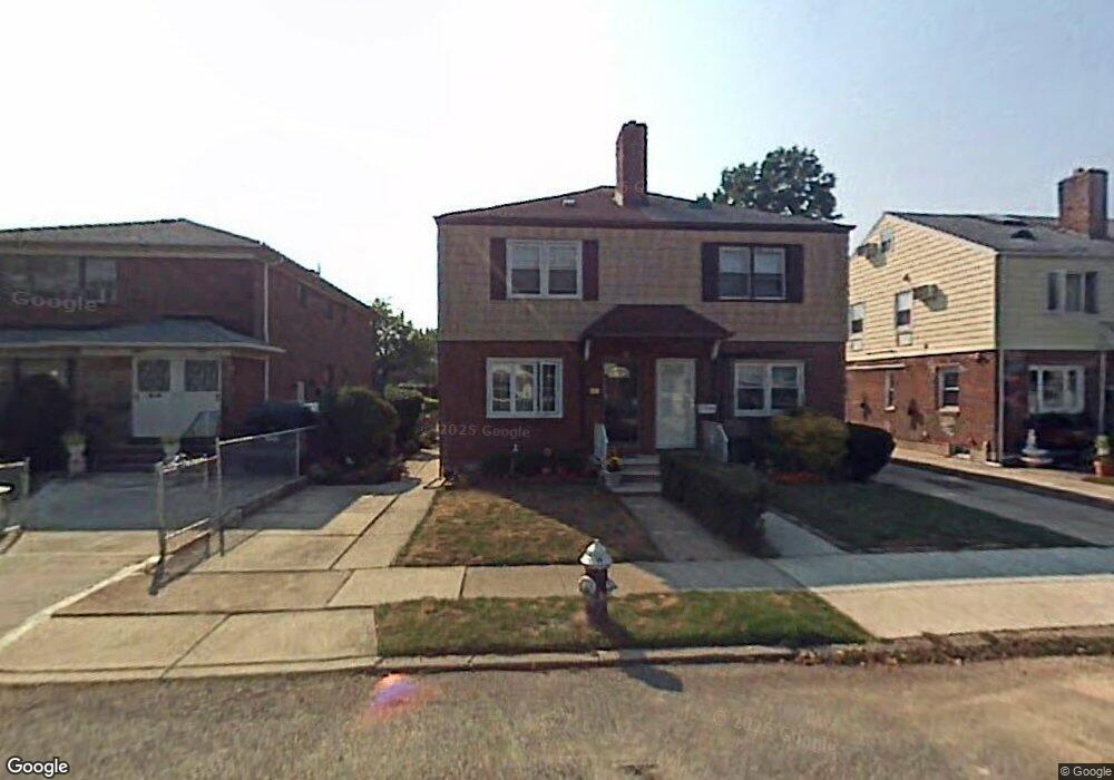 5620 184th St, Fresh Meadows, NY 11365 - photo 1