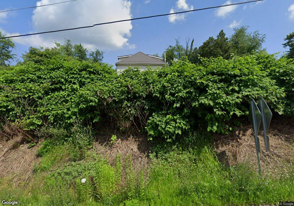 1306 Hillcrest Rd, Wellsville, OH 43968 - photo 1