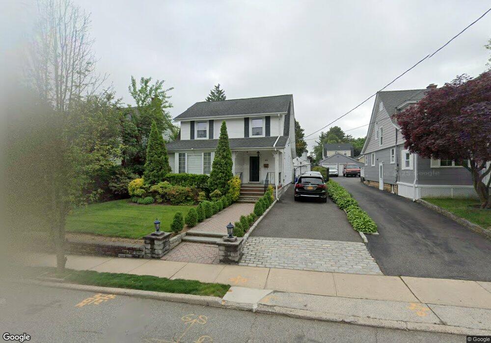 58 Andrew St, Manhasset, NY 11030 - photo 1