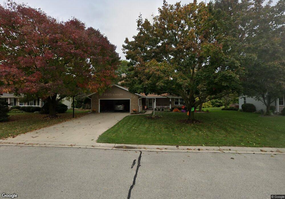 W159N10584 Fieldstone Pass, Germantown, WI 53022 - photo 1