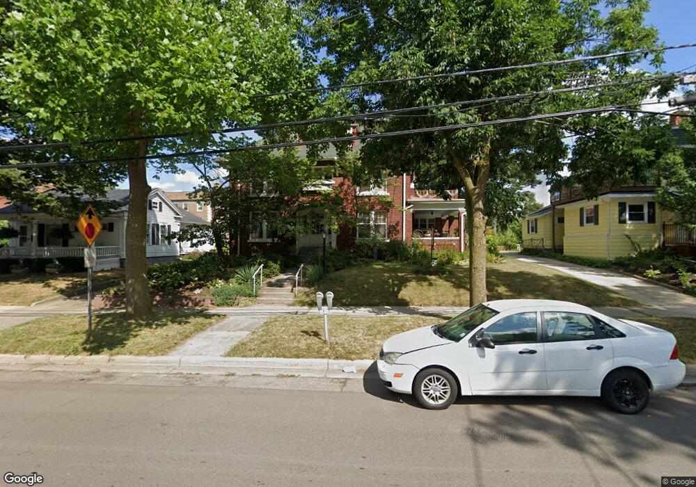 720 Seymour Ave, Lansing, MI 48906 - photo 1