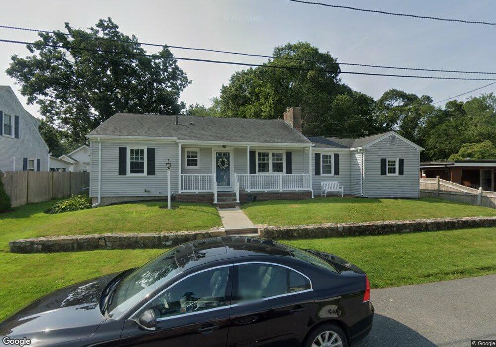 52 Lynnwood St, North Dartmouth, MA 02747 - photo 1