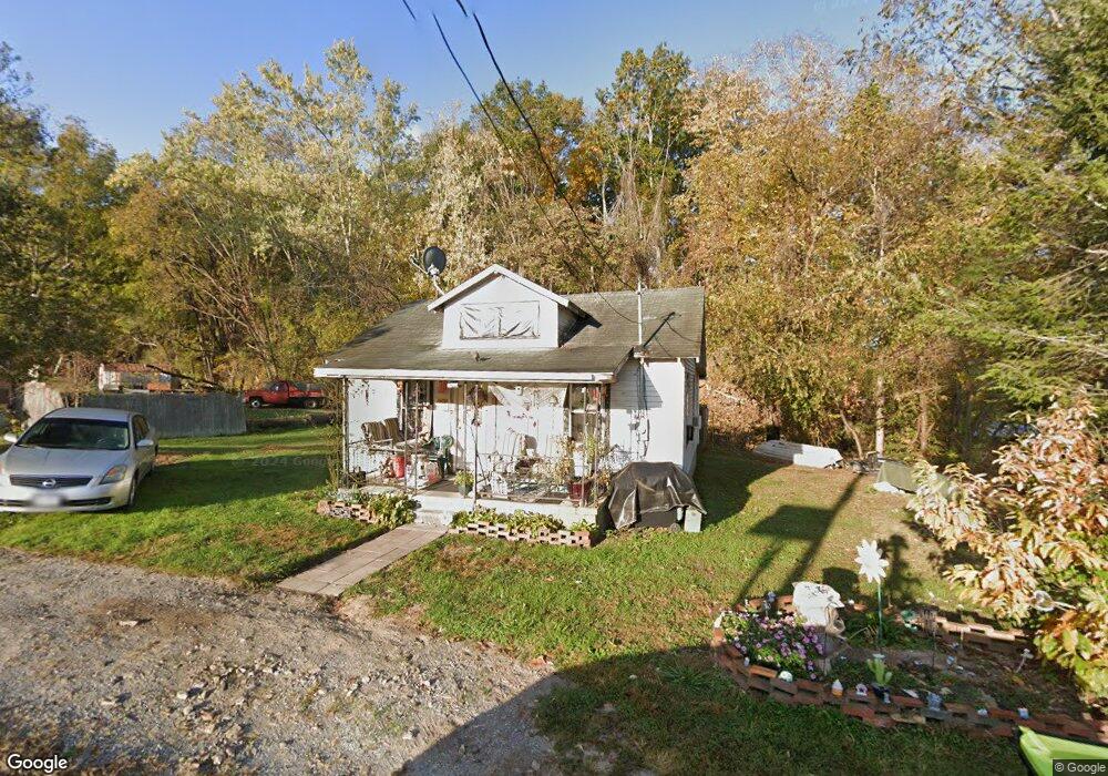 130 Prince Ave, Pulaski, VA 24301 - photo 1