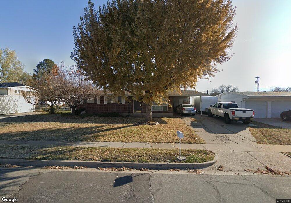 786 N Diamond St, Layton, UT 84041 - photo 1