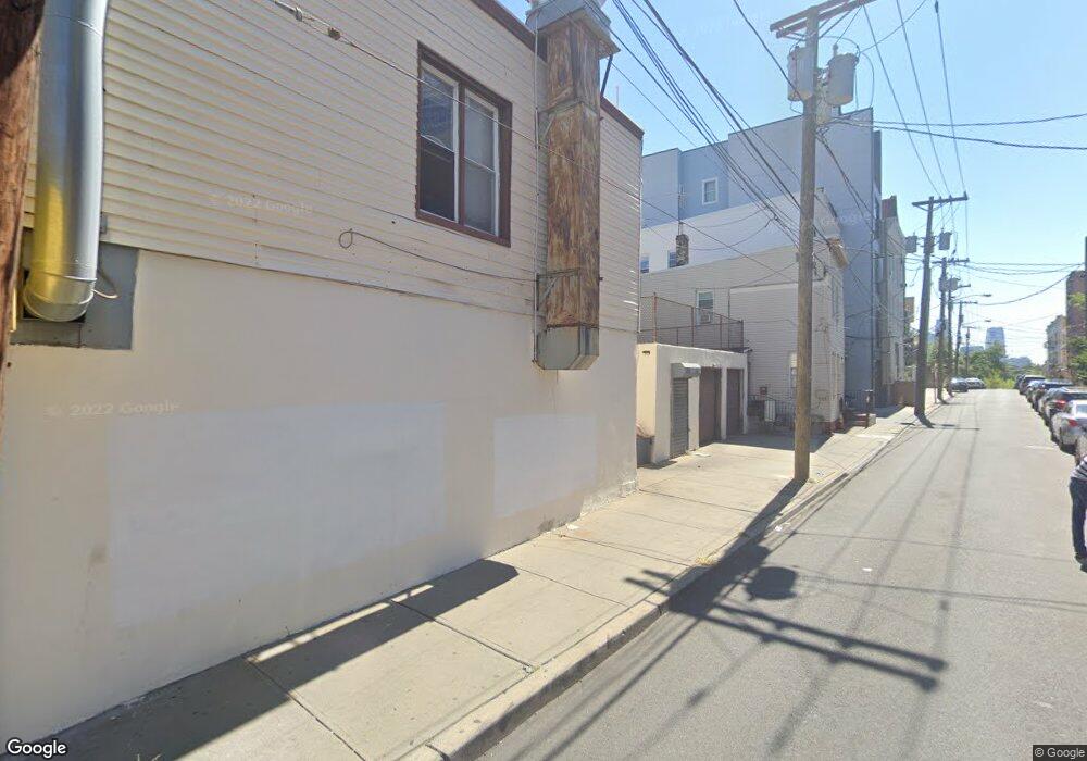 382 Summit Ave unit 2, Jc, Journal Square, NJ 07451 - photo 1