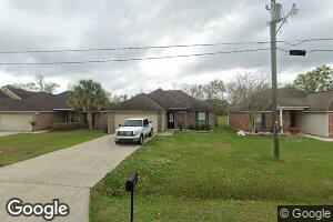 2015 S Commerce Ave, Gonzales, LA 70737