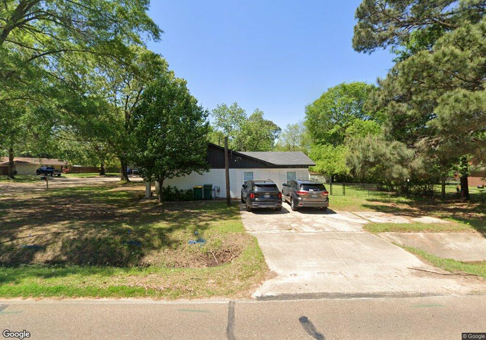 3304 Robin Cir, Texarkana, TX 75503 - photo 1