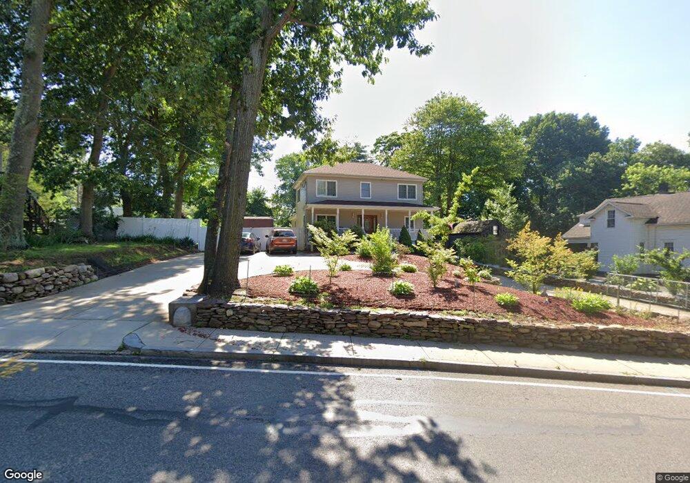 24 West St, Ludlow, MA 01056 - photo 1