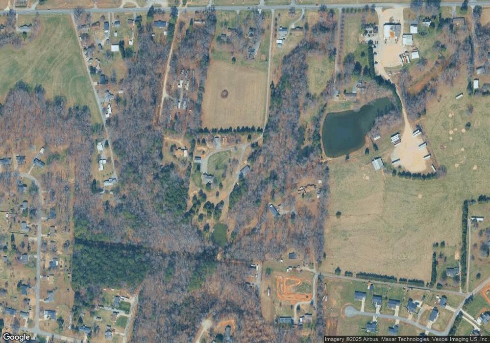 784 Mocksville Hwy, Statesville, NC 28625 - photo 1