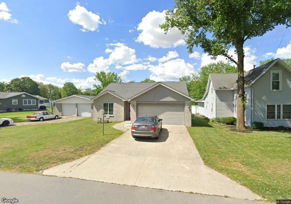 633 E 3rd St, Warren, IN 46792 - photo 1