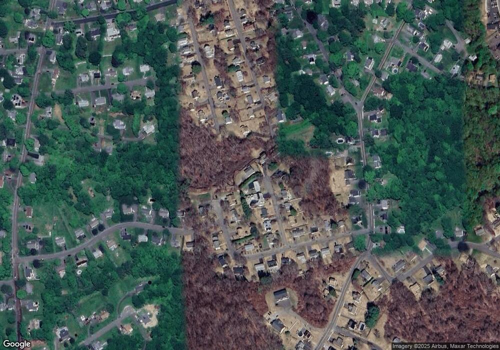 124 Lockwood Dr, Watertown, CT 06795 - photo 1