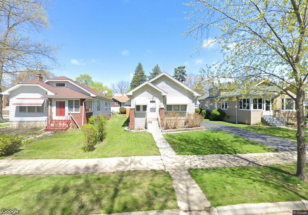 1730 Jenkinson Ct, Waukegan, IL 60085 - photo 1