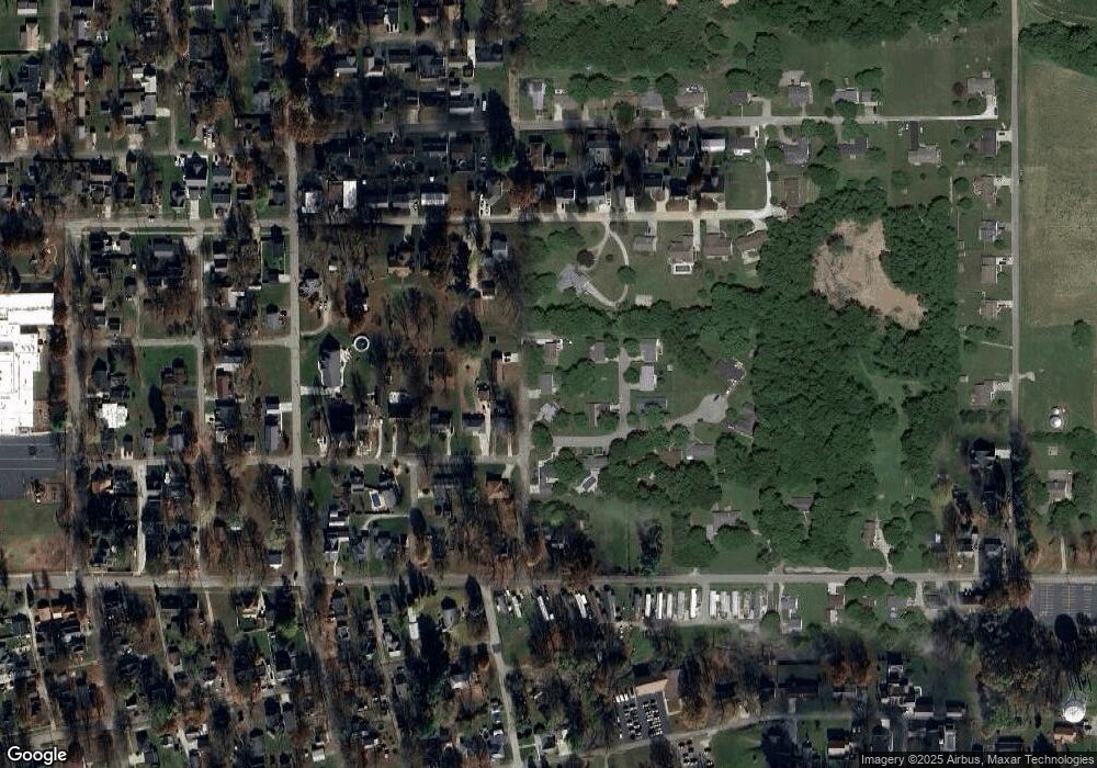 1014 10th St, Covington, IN 47932 - photo 1