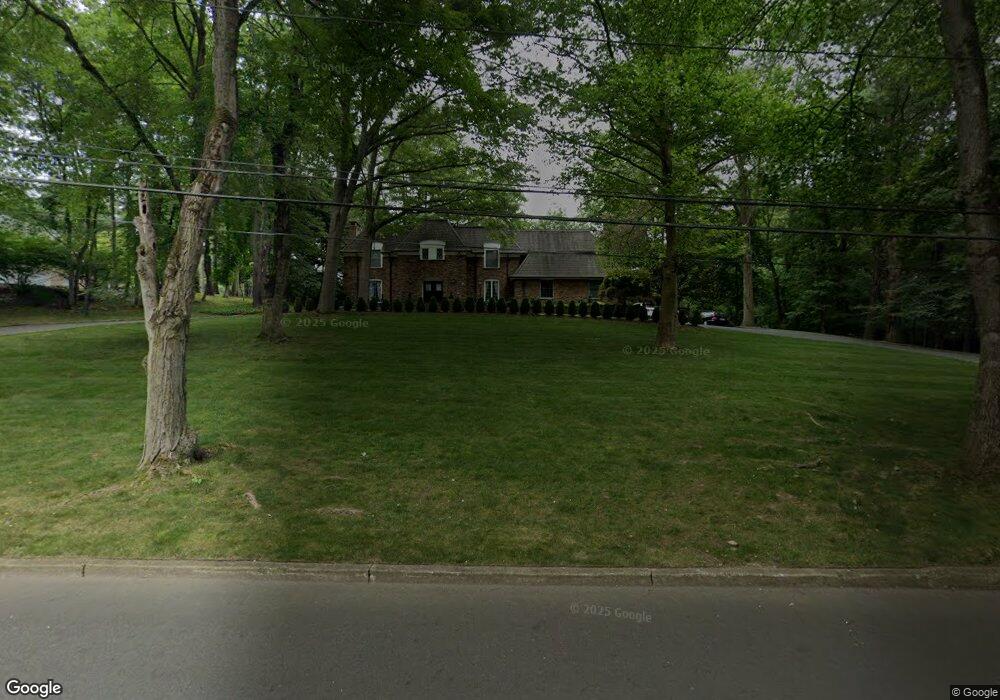 84 Alpine Ct, Demarest, NJ 07627 - photo 1