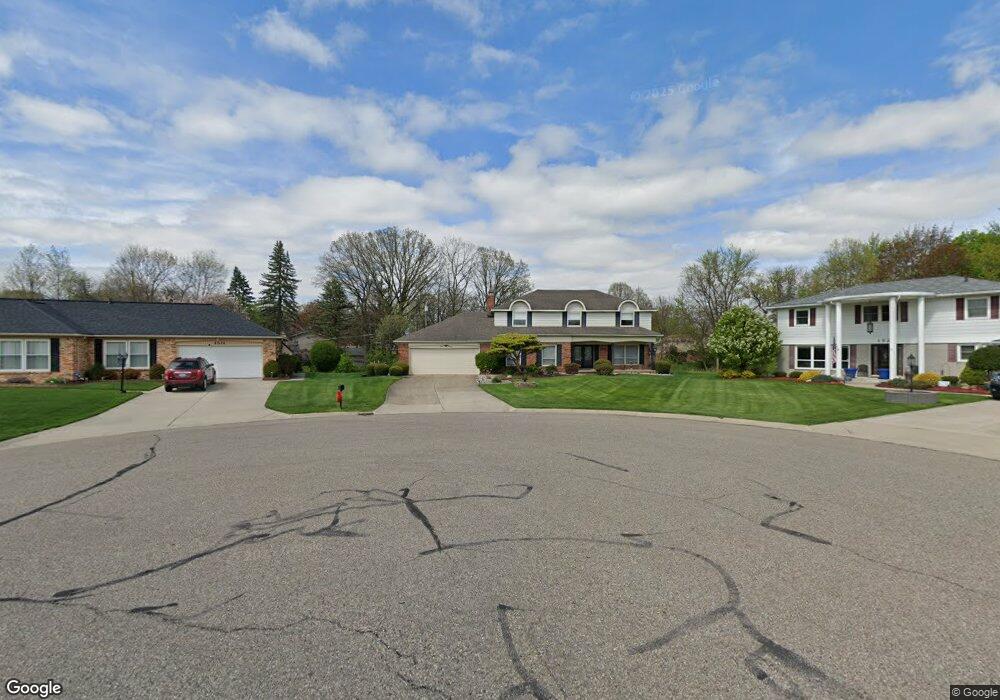 1519 Apple Creek Trail, Grand Blanc, MI 48439 - photo 1