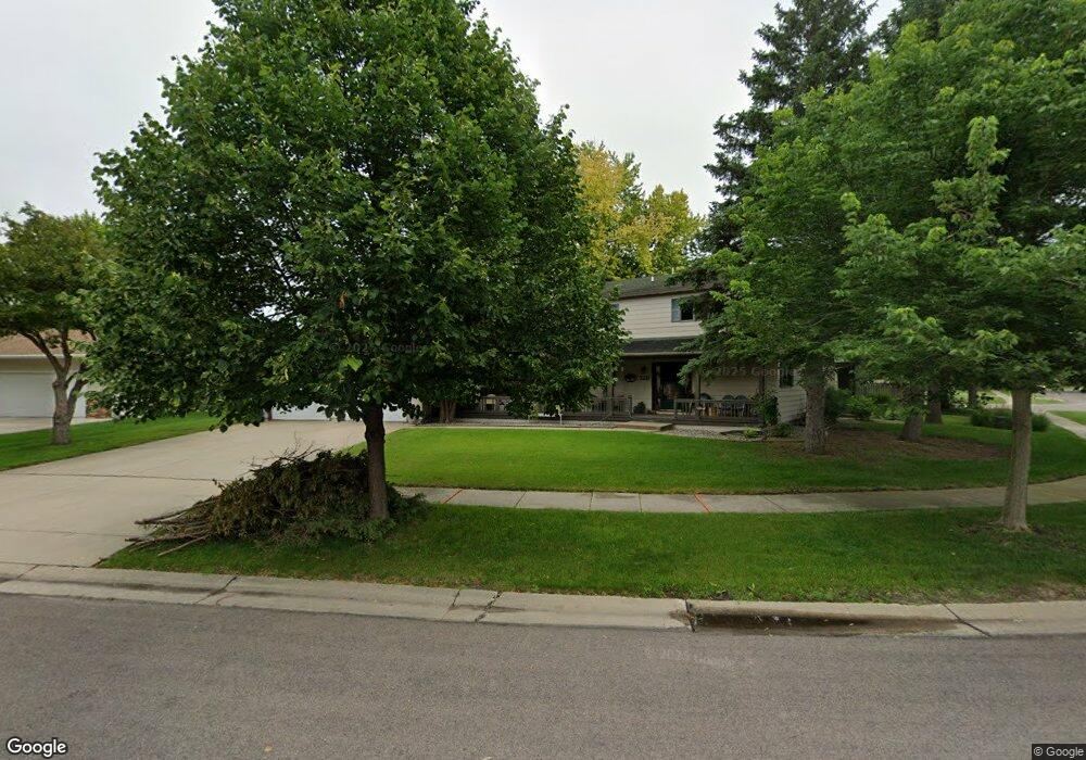 3211 Hickory St N, Fargo, ND 58102 - photo 1