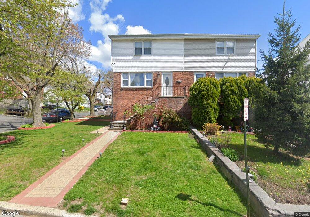 246 Hoover Rd, Yonkers, NY 10710 - photo 1